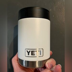 Yeti Rambler 12 OZ COLSTER® CAN COOLER